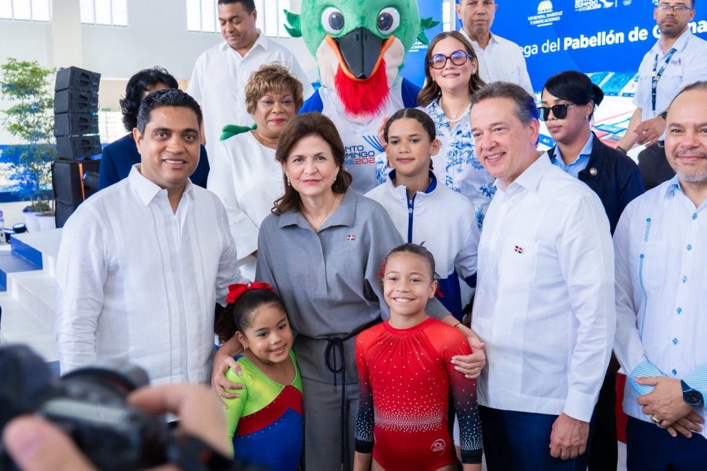 Ministro-Ito-Bisono-Pabellon-de-Gimnasia-ubicado-en-el-Parque-del-Este