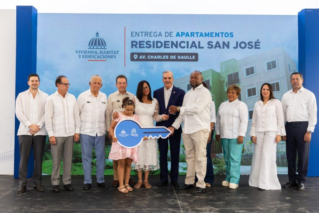 Entrega de los primeros 700 apartamentos del Urbanización San José