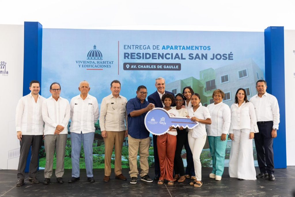 Entrega de los primeros 700 apartamentos del Urbanización San José