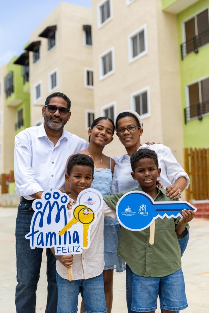 Entrega de los primeros 700 apartamentos del Urbanización San José