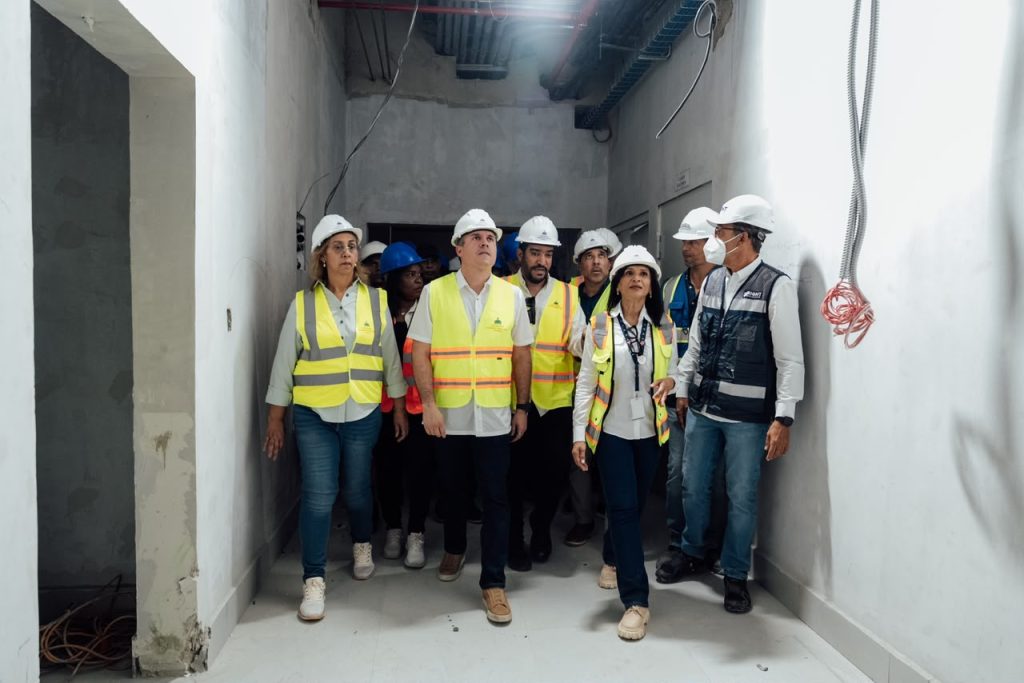Construcción del Hospital Traumatológico de San Cristóbal