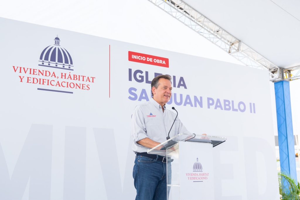 La Iglesia San Juan Pablo II contribuirá al desarrollo social y humano de Bávaro.