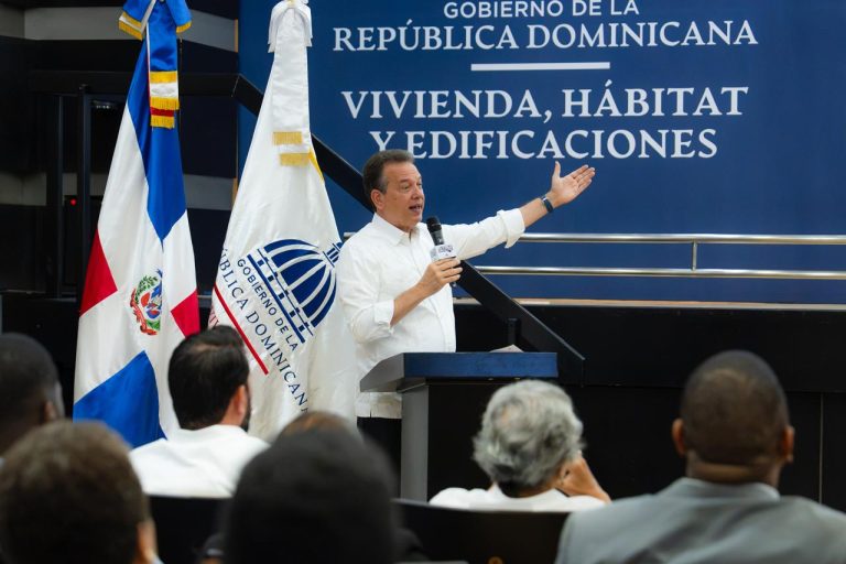 Bisonó presentó los principales resultados alcanzados por el proceso de modernización de la permisología.