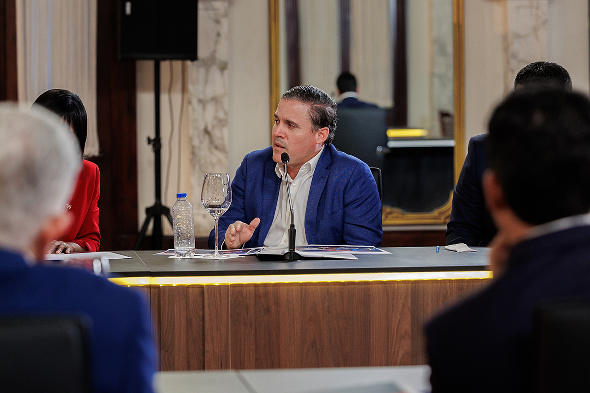 El MIVED trabaja para ampliar el acceso a la vivienda.